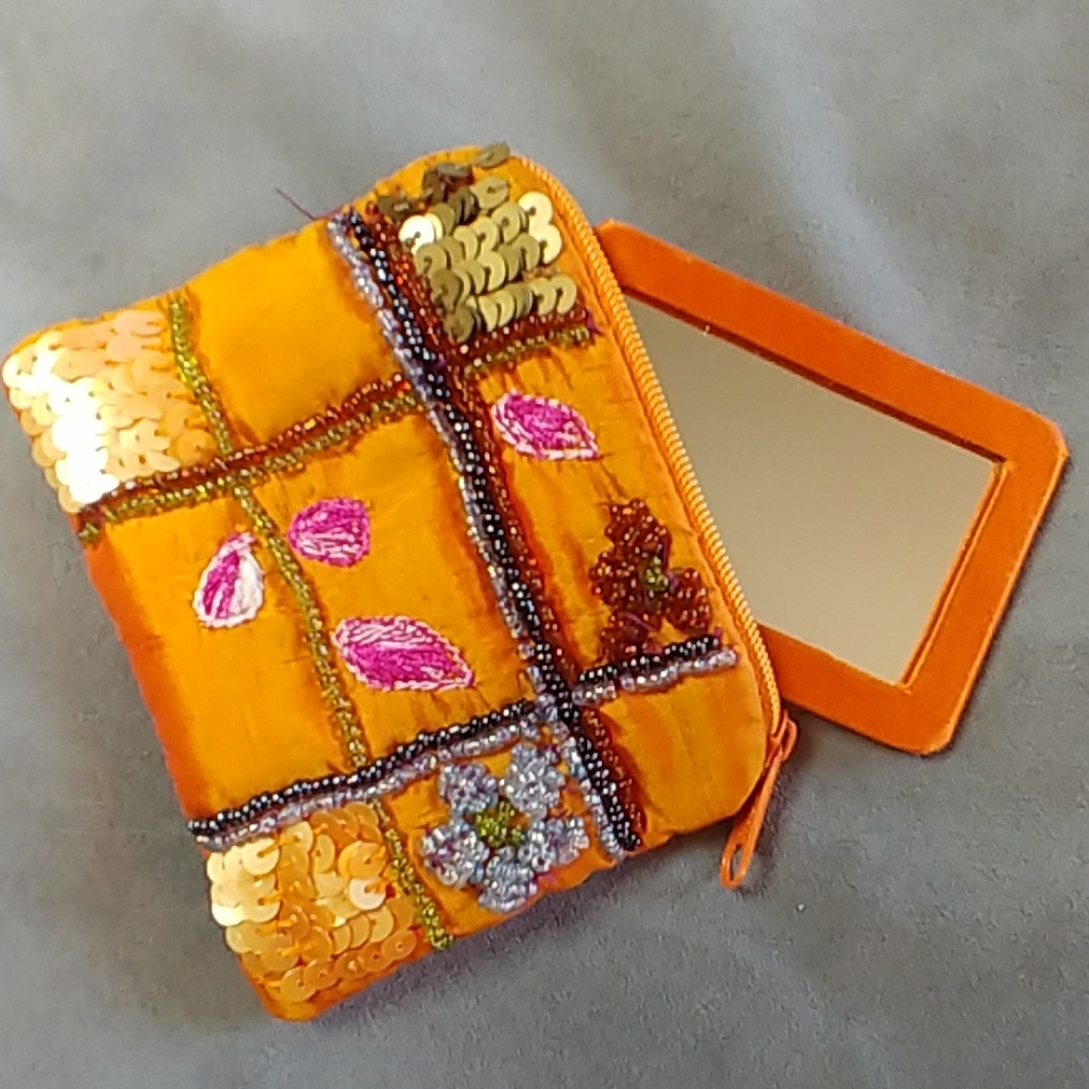 Pocketbook Mirror & Pouch